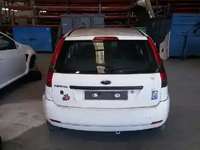 Veicolo di demolizione ford fiesta v (jh_, jd_) 1.6 16v dell'anno 2002 alimentato fyja