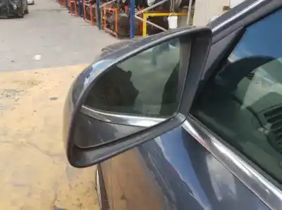 Véhicule à la ferraille audi a4 avant (8e) 2.0 tdi de l'année 2003 alimenté bre