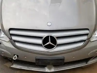 Здавання транспортного засобу mercedes-benz clase r (w251, v251) r 320 cdi 4-matic (251.022, 251.122) року 2006 потужний 642950