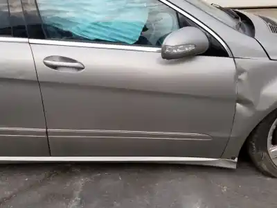 Здавання транспортного засобу mercedes-benz clase r (w251, v251) r 320 cdi 4-matic (251.022, 251.122) року 2006 потужний 642950