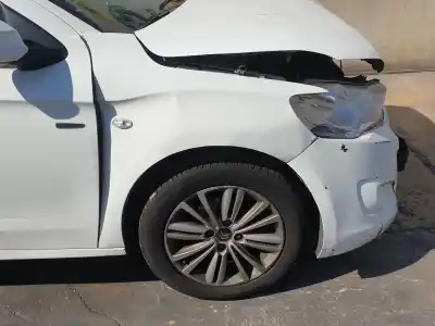 Sloopvoertuig citroen celysée 1.6 bluehdi fap van het jaar 2016 aangedreven bh02