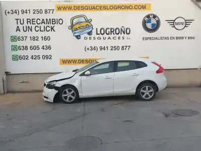 Veículo de Sucata volvo v40 cross country 2.0 d do ano 2016 alimentado d4204t8
