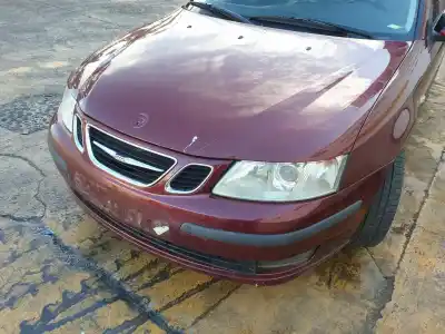 Veículo de Sucata saab 93 berlina 2.2 16v tid do ano 2004 alimentado d223l