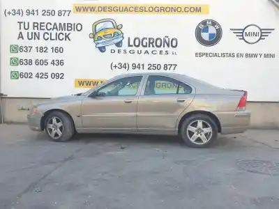Veicolo di demolizione volvo s60 berlina 2.4 d dell'anno 2005 alimentato d5244t