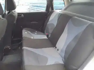 Veicolo di demolizione opel corsa b 1.0 12v dell'anno 2000 alimentato x10xe