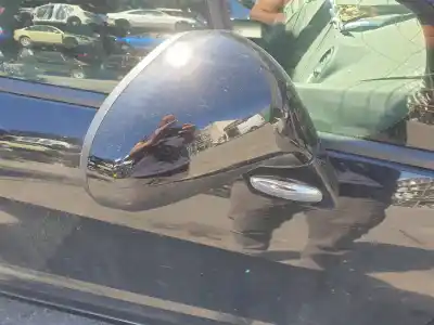 Veículo de Sucata peugeot 308 access do ano 2013 alimentado 9h06