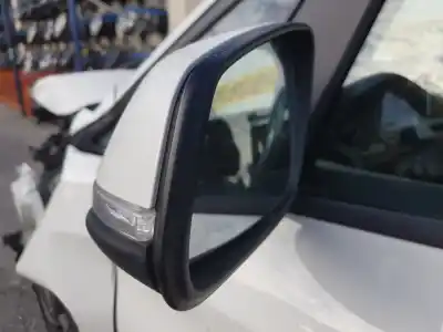 Здавання транспортного засобу bmw 2 active tourer (f45) 216 d року 2017 потужний b37c15a