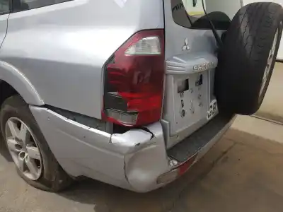 Здавання транспортного засобу mitsubishi montero (v60/v70) 3.2 di-d all-four року 2005 потужний 4m41