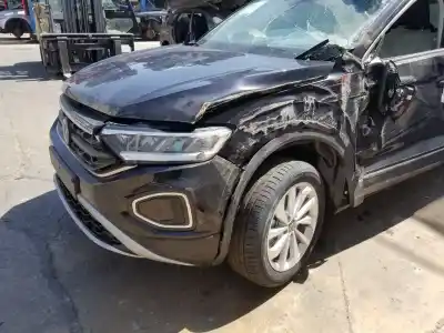 Veículo de Sucata volkswagen troc a11 sport do ano 2023 alimentado dxdb