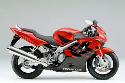 Véhicule à la ferraille HONDA CBR 600 F / CBR 600 RR CBR 600 RR (->07) de l'année 1998 alimenté 