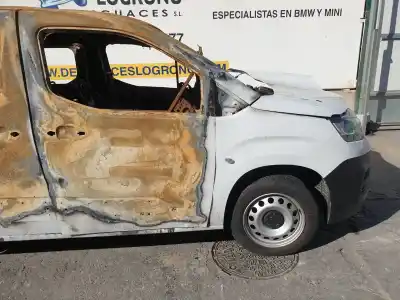 Veículo de Sucata fiat doblo 1.5 jtd do ano 2022 alimentado yh01
