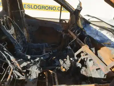 Veículo de Sucata fiat doblo 1.5 jtd do ano 2022 alimentado yh01