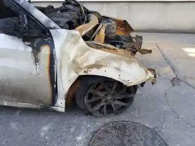 Véhicule à la ferraille peugeot 208 (p2) active de l'année 2020 alimenté hn05