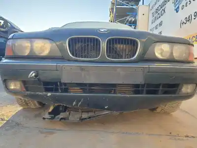 Scrapping Vehicle bmw 5 (e39) 520 d of the year 2000 powered 204d1
