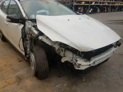 Здавання транспортного засобу volvo v40 cross country 2.0 d року 2017 потужний d4204t8