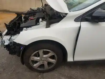 Здавання транспортного засобу volvo v40 cross country 2.0 d року 2017 потужний d4204t8
