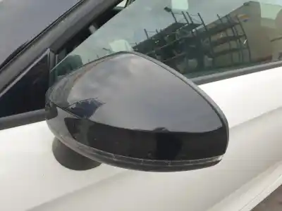 Veículo de Sucata audi a1 (8x1, 8xk) 1.0 tfsi do ano 2015 alimentado chzb