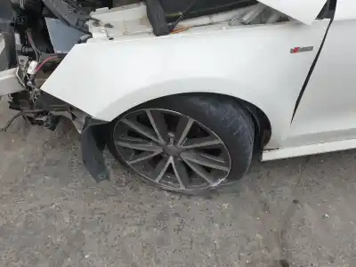 Veículo de Sucata audi a1 (8x1, 8xk) 1.0 tfsi do ano 2015 alimentado chzb