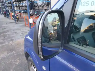 Здавання транспортного засобу mercedes-benz vito combi 06.2003 -> 2.1 cdi cat року 2006 потужний 646983