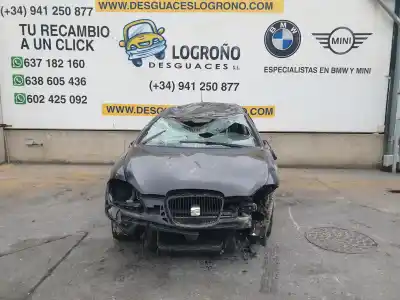 Veículo de Sucata SEAT LEON (1P1) Reference do ano 2005 alimentado BXF