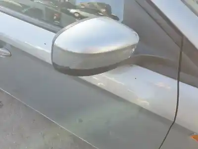 Veículo de Sucata ford mondeo iv sedán (ba7) 2.0 tdci do ano 2007 alimentado qxba