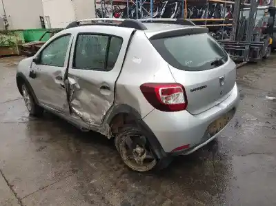 Veículo de Sucata dacia sandero 1.5 dci do ano 2013 alimentado k9k612