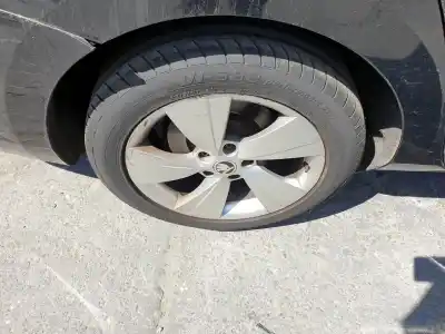 Здавання транспортного засобу skoda superb 2.0 tdi року 2018 потужний crlb