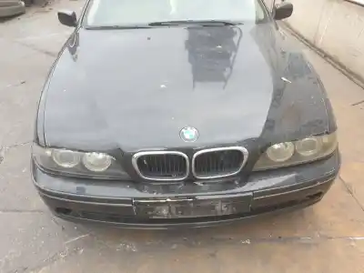 Veículo de Sucata bmw 5 (e39) 520 d do ano 2002 alimentado 204d1