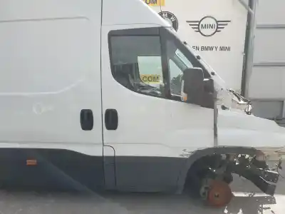 Здавання транспортного засобу iveco daily furgón 2.3 diesel року 2016 потужний f1afl411b