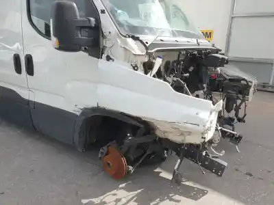 Здавання транспортного засобу iveco daily furgón 2.3 diesel року 2016 потужний f1afl411b