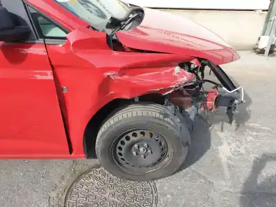 Véhicule à la ferraille volkswagen caddy 1.5 tsi de l'année 2022 alimenté dpbc