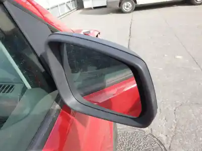 Véhicule à la ferraille volkswagen caddy 1.5 tsi de l'année 2022 alimenté dpbc