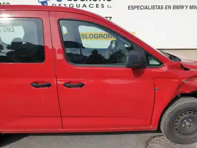 Véhicule à la ferraille volkswagen caddy 1.5 tsi de l'année 2022 alimenté dpbc