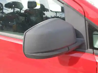 Véhicule à la ferraille volkswagen caddy 1.5 tsi de l'année 2022 alimenté dpbc