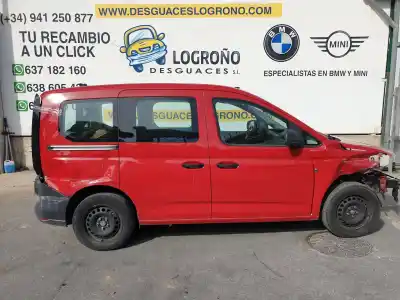 Véhicule à la ferraille volkswagen caddy 1.5 tsi de l'année 2022 alimenté dpbc