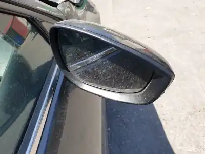 Veículo de Sucata mazda 3 berlina bp zenithx do ano 2022 alimentado hf