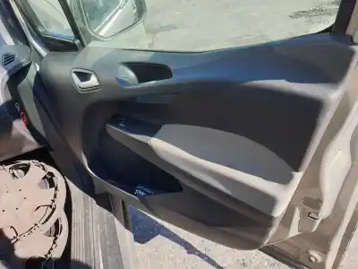 Veículo de Sucata ford tourneo courier b460 monospace 1.5 tdci do ano 2015 alimentado xvcc