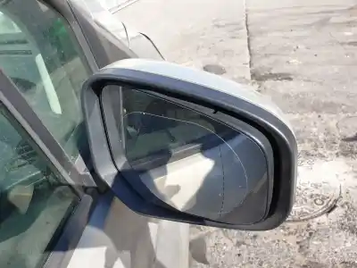 Veículo de Sucata ford tourneo courier b460 monospace 1.5 tdci do ano 2015 alimentado xvcc