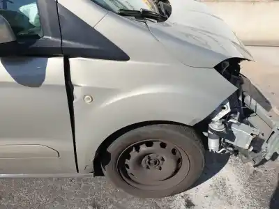 Veículo de Sucata ford tourneo courier b460 monospace 1.5 tdci do ano 2015 alimentado xvcc