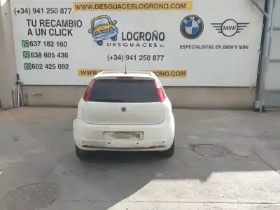 Veículo de Sucata fiat punto (evo) (199) 1.3 16v jtd cat do ano 2007 alimentado 2342241