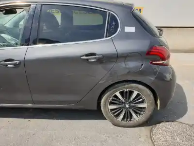 Veículo de Sucata peugeot 208 (p2) allure do ano 2019 alimentado yh01