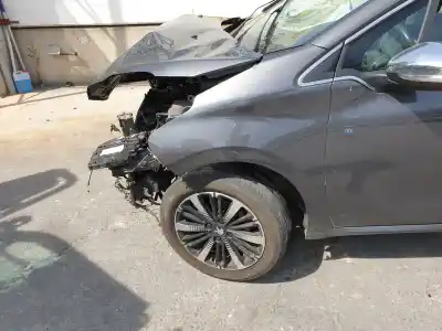 Veículo de Sucata peugeot 208 (p2) allure do ano 2019 alimentado yh01