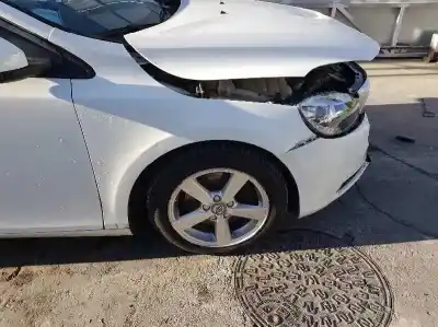 Scrapping Vehicle volvo v40 cross country 2.0 d of the year 2016 powered d4204t8