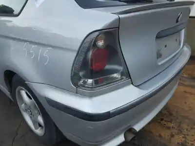 Veículo de Sucata bmw 3 (e46) 316 i do ano 2002 alimentado n42b18a