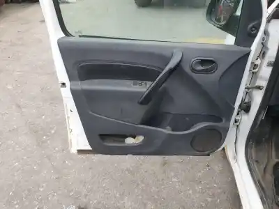 Veículo de Sucata renault kangoo (kc0/1_) 1.5 dci do ano 2015 alimentado k9k608