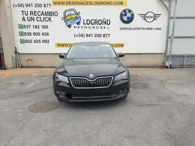 Здавання транспортного засобу SKODA SUPERB BERLINA 3V3 Ambition року 2018 потужний DFGA
