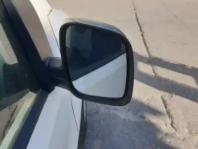 Veículo de Sucata citroen nemo 1.3 hdi fap do ano 2015 alimentado fhz