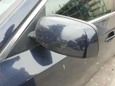 Véhicule à la ferraille bmw 5 (e60) 525 d de l'année 2005 alimenté 256d2