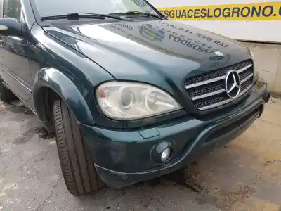 Здавання транспортного засобу mercedes-benz clase m (w163) ml 400 cdi (163.128) року 2002 потужний 628963