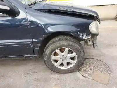 Veicolo di demolizione clase c                                            clase m                                                                                                                                                                                                                                                    2.7 cdi 20v dell'anno 2001 alimentato 612963